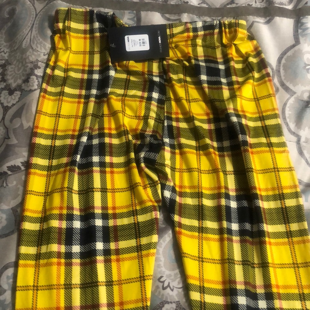 Fashion Nova Tights. 🎁🎁Entire closet 4/$30🎁🎁